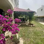 1 Apartamento *
