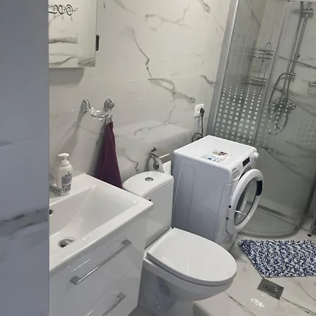 1 Appartamento Bibinje