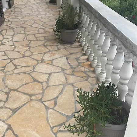 1 Apartman