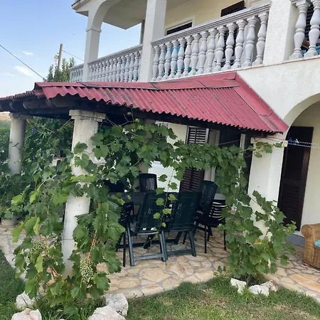 Apartman Holiday Home 1 Bibinje