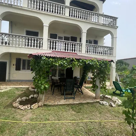 Holiday Home 1 Bibinje