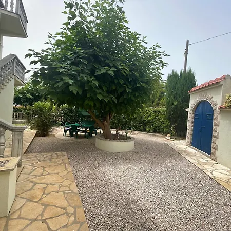Apartman Holiday Home 1