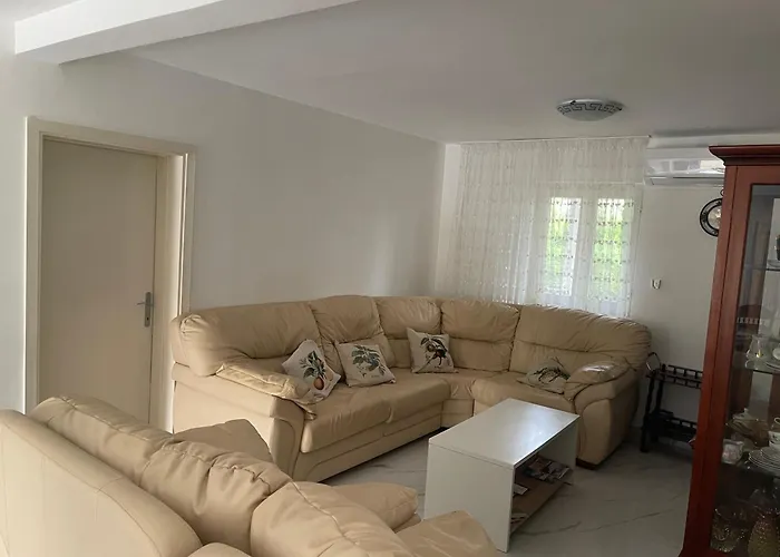 Holiday Home 1 Apartman *